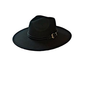 Vici Collection East Village hat in Black.